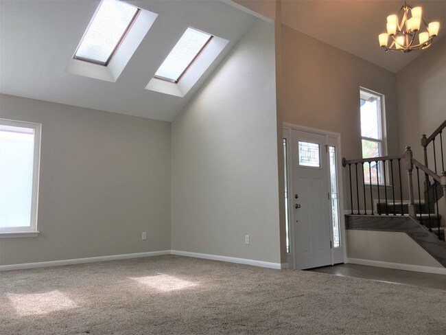 Building Photo - Beautiful Home in Arvada