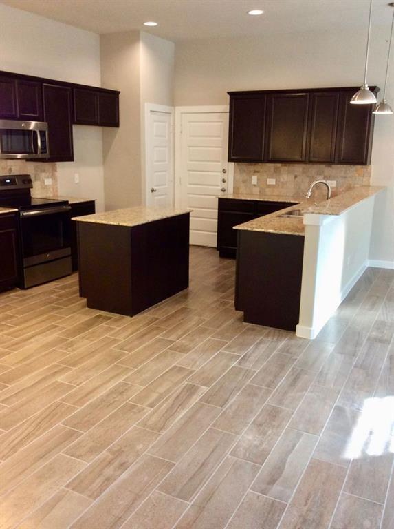 Foto del edificio - 112 Hidden Springs Dr