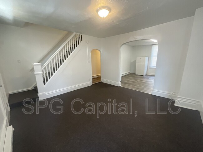 Foto del edificio - 334 S 3rd St