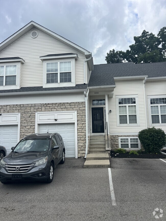 Building Photo - 8282 Catalpa Ridge Dr