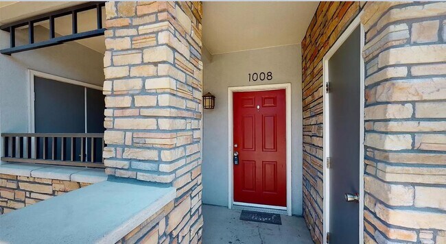 Foto del edificio - 9300 E Florida Ave