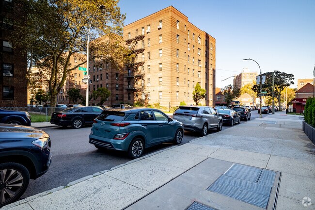 Contexto del vecindario - 9963 66th Ave