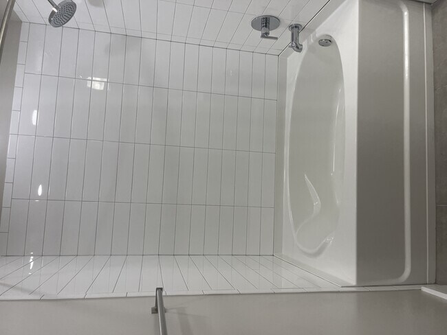 Interior Photo - 915 Glenwood Apartments at Grant Park