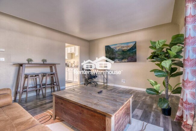 Foto del edificio - 1418 Ironton St