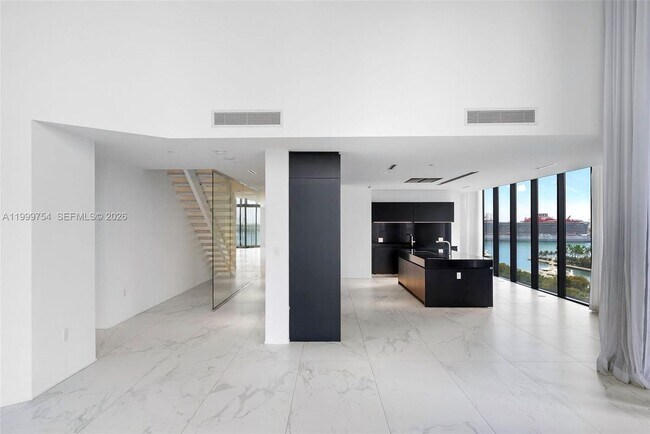 Foto del edificio - 1000 Biscayne Blvd