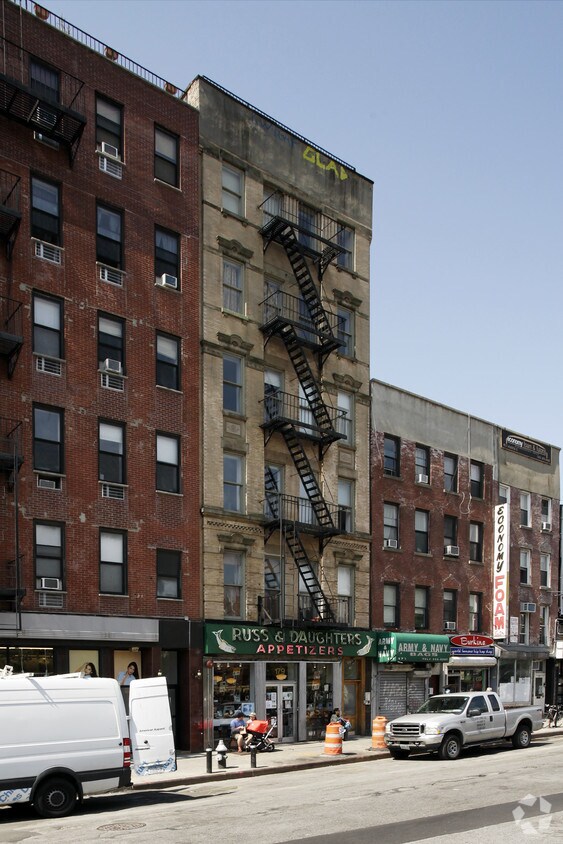 Primary Photo - 179 E Houston St
