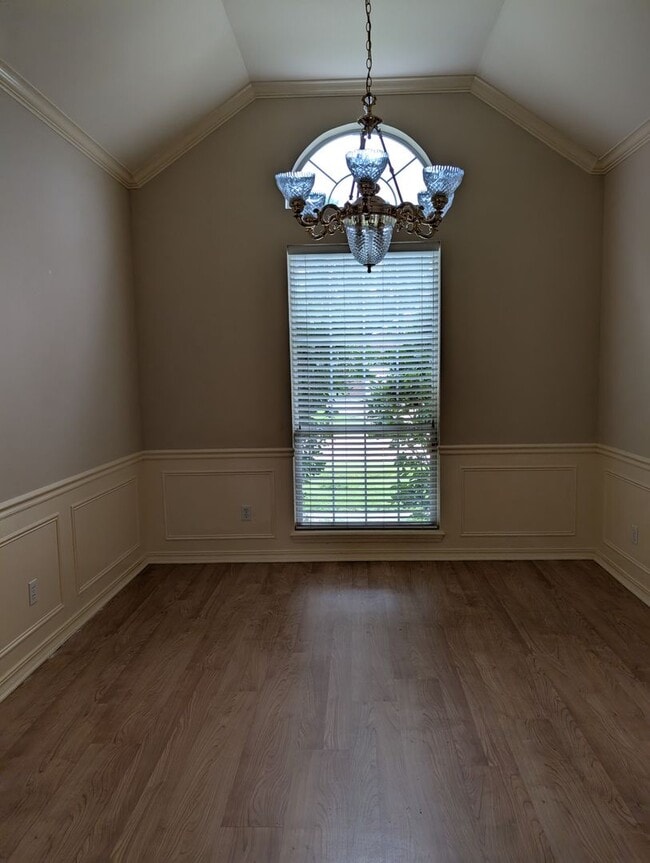 Building Photo - 1411 Magnolia Ridge
