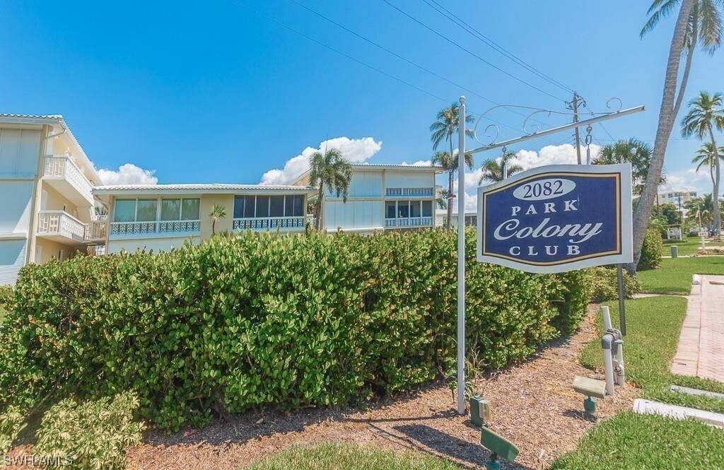 Primary Photo - 2082 Gulf Shore Blvd N