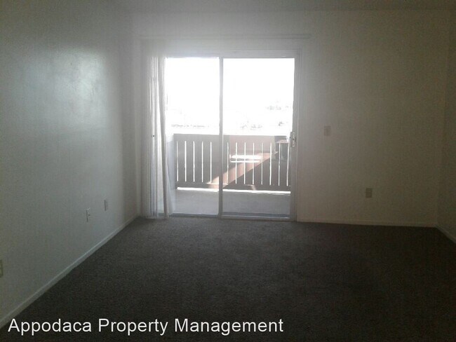 Building Photo - 2 br, 1 bath Apartment - 730 James Rd