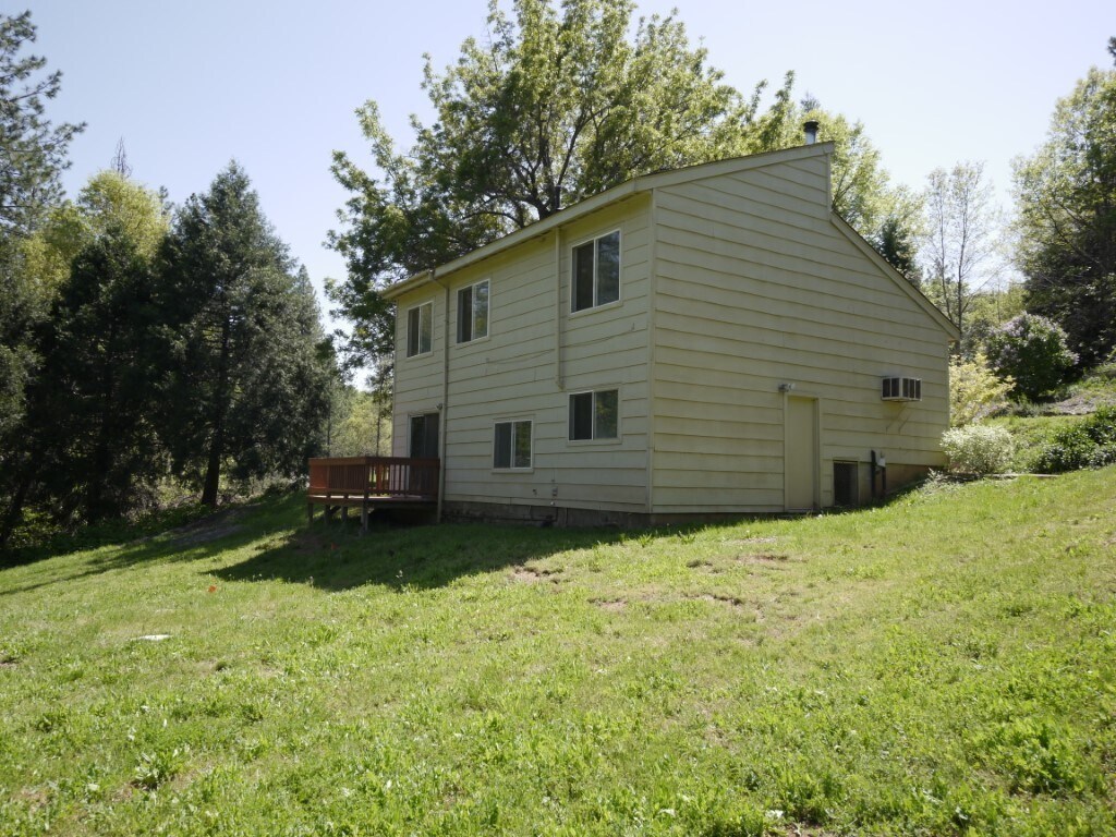 Foto principal - 99 Parsons Ln