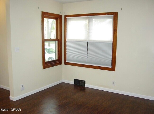 Building Photo - 2 bed 2 bath single family home for rent!