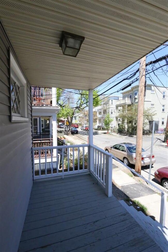 Building Photo - 56 Standish St