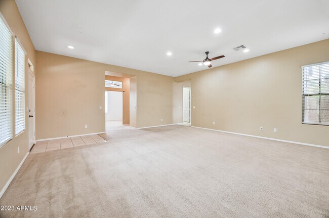 Building Photo - 4535 North Point Ridge Rd