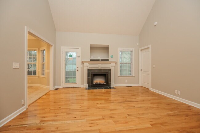 Foto del edificio - 3546 Stevens Bend Dr