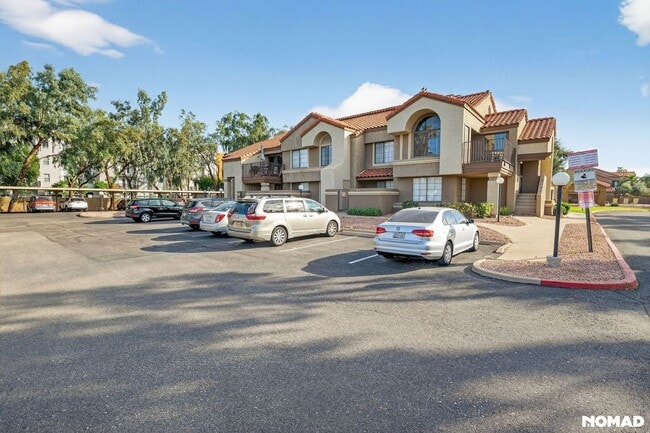 Foto del edificio - 1905 E University Dr