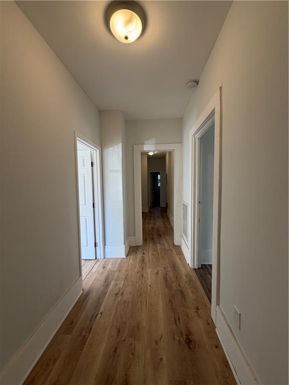 Foto del edificio - 1026 Inverness Ave