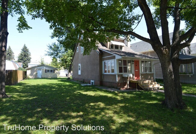 Building Photo - 614 N 4th St