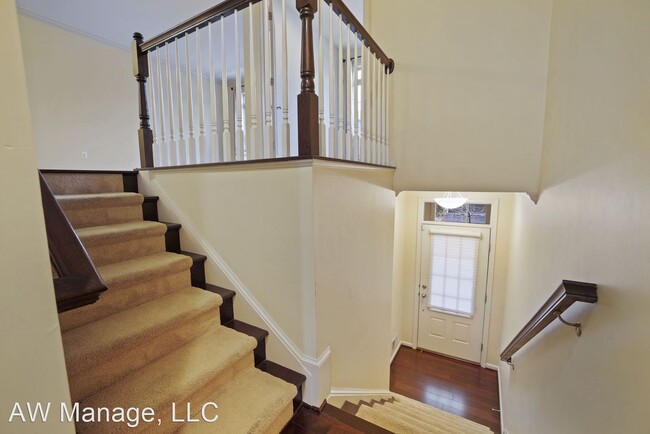 Building Photo - 3 br, 3.5 bath House - 1539 Rabbit Hollow Pl