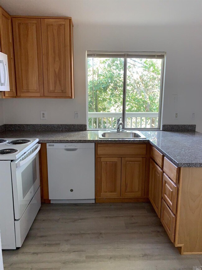 Building Photo - 138 Warwick Dr