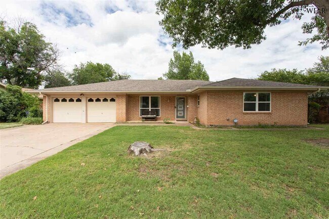 Foto del edificio - 2913 Radney Ln