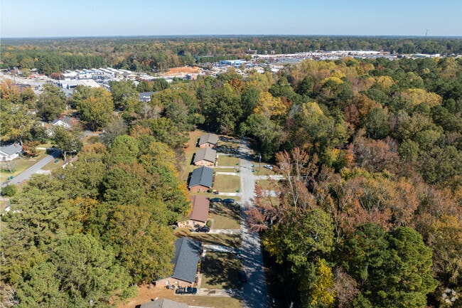 Aerial Photo - Trakas Avenue