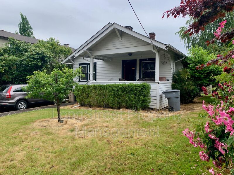 Primary Photo - 227 NW 23rd St