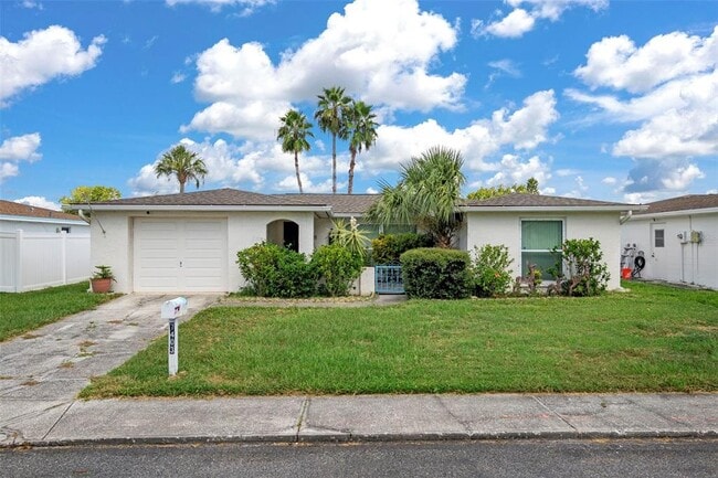 Building Photo - 7403 Populus Dr