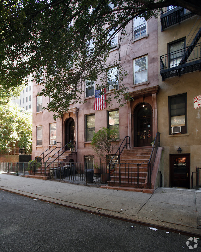 Foto del edificio - 460 West 51st Street