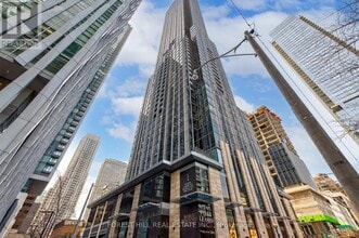 Building Photo - 11 Yorkville Ave