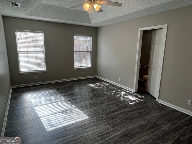 Foto del edificio - 109 Clinton Ct