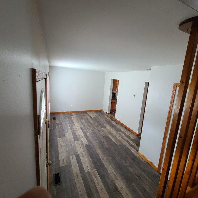 Foto del edificio - 23345 Hazelwood Ave