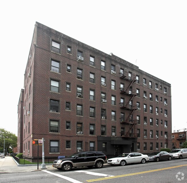 Building Photo - 8201 19th Ave