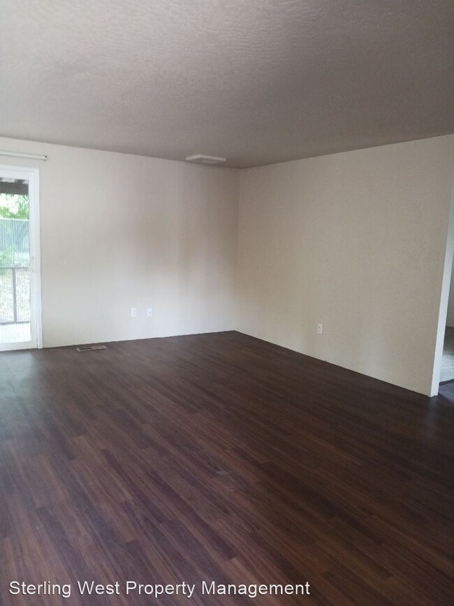 Building Photo - 3 br, 1 bath House - 2063 Jubilant