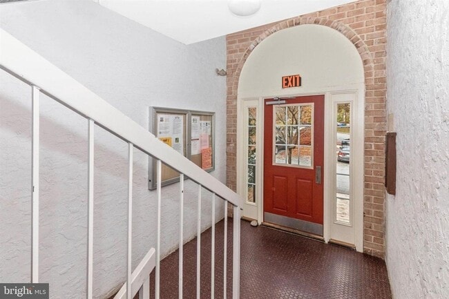 Foto del edificio - Beautiful 2-Bed, 2-Bath Condo in Chesterbr...