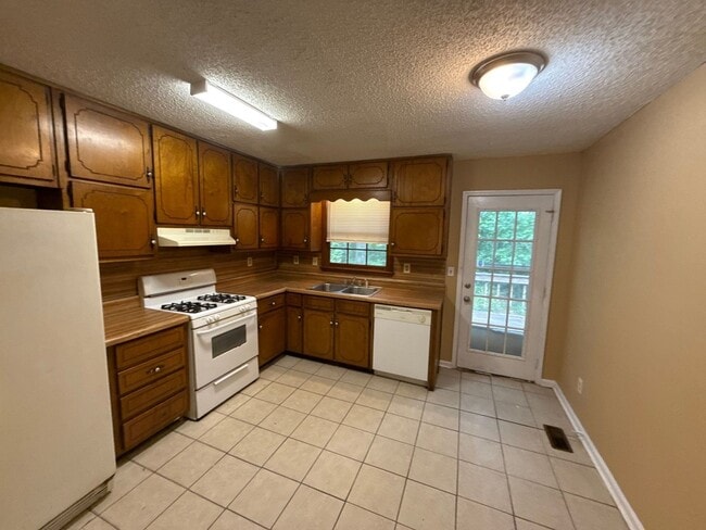 Building Photo - 109 Fairhaven Ct