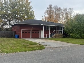 Building Photo - 1739 Crosson Ave
