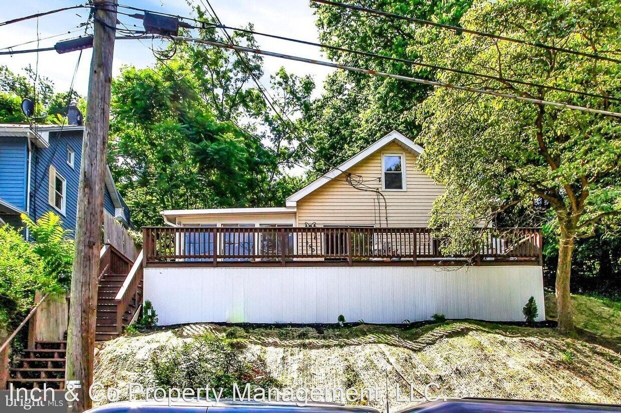 Primary Photo - 3 br, 1.5 bath House - 650 Mohn Street