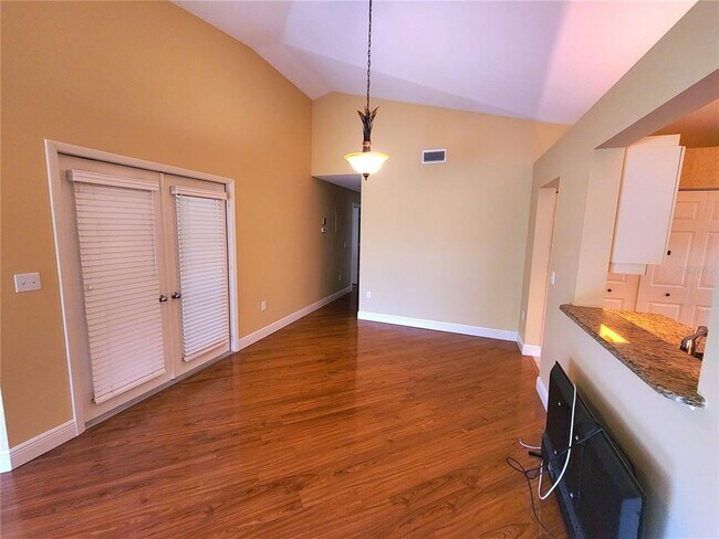 Building Photo - 4220 Pinebrook Cir