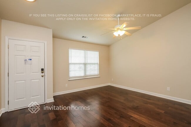 Foto del edificio - 2524 Captains Watch Rd NE