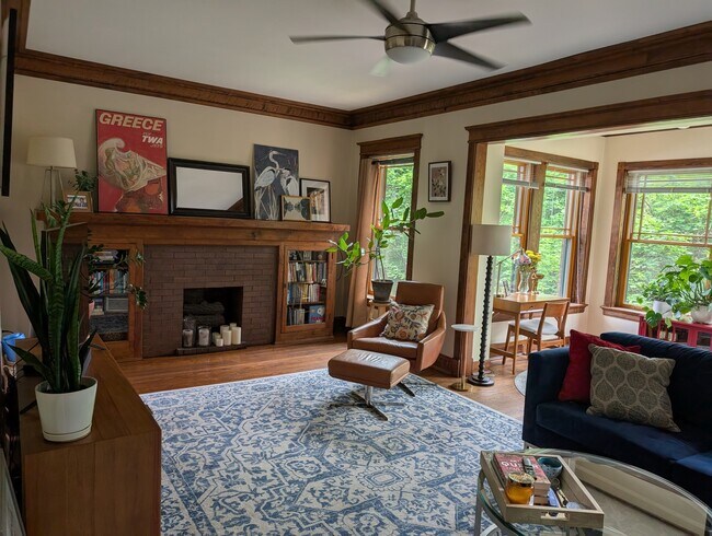 Foto del edificio - 5521 N Glenwood Ave