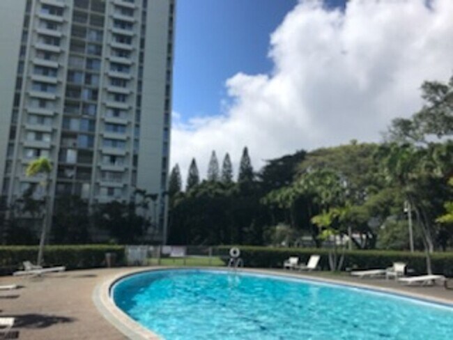 Foto del edificio - Queen Emma Gardens #P-438