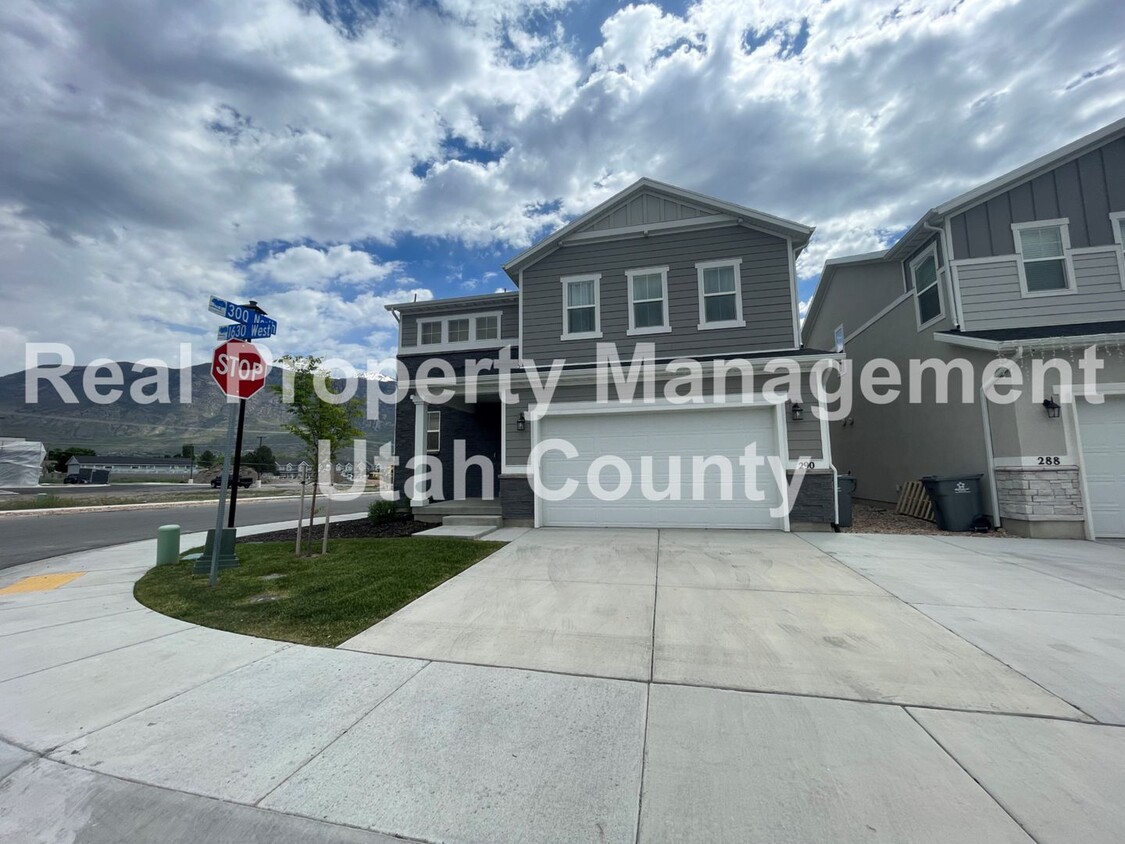 Primary Photo - Half off first months rent!! New reduced p...