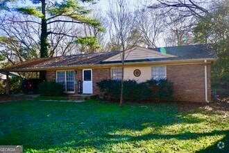 Building Photo - 260 Rumson Rd