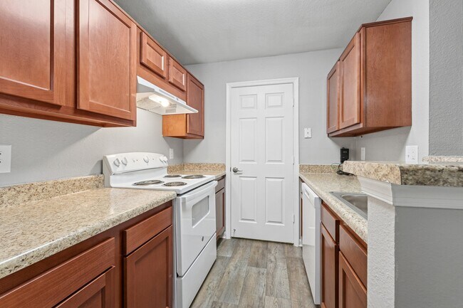 Foto del edificio - Glen Ridge Commons Apartments