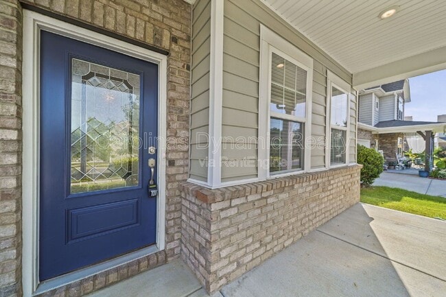 Building Photo - 15108 Evergreen House Dr