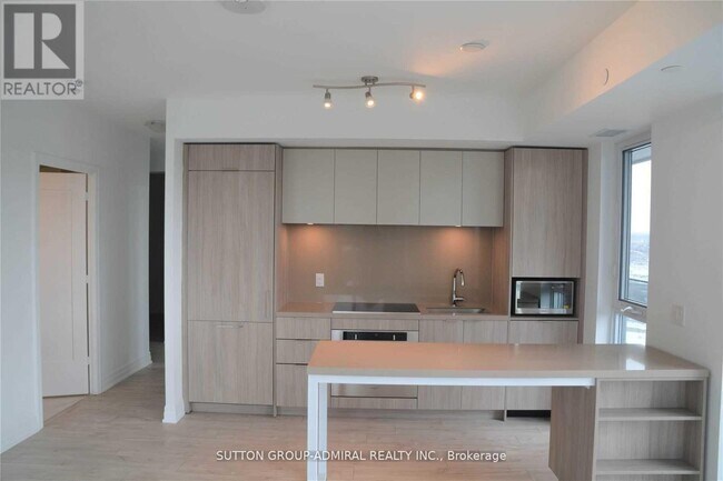 Building Photo - 70 Annie Craig Dr