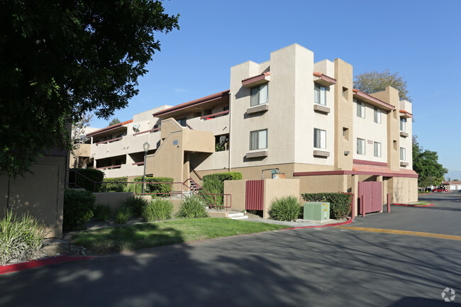 Foto del edificio - East Rancho Verde Village