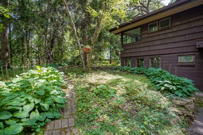 Foto del edificio - 6315 Mound Dr