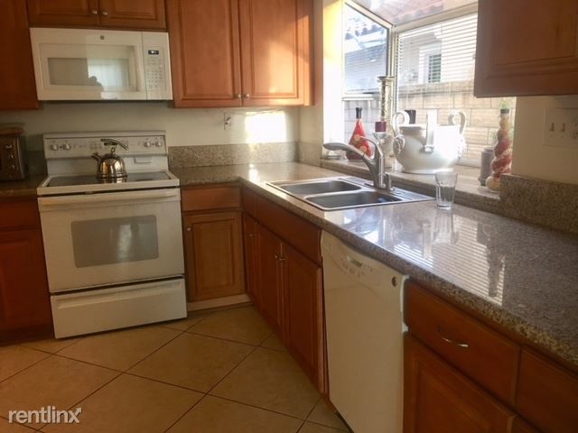 Building Photo - 4 br, 3 bath House - 27771 Agate Canyon Dr