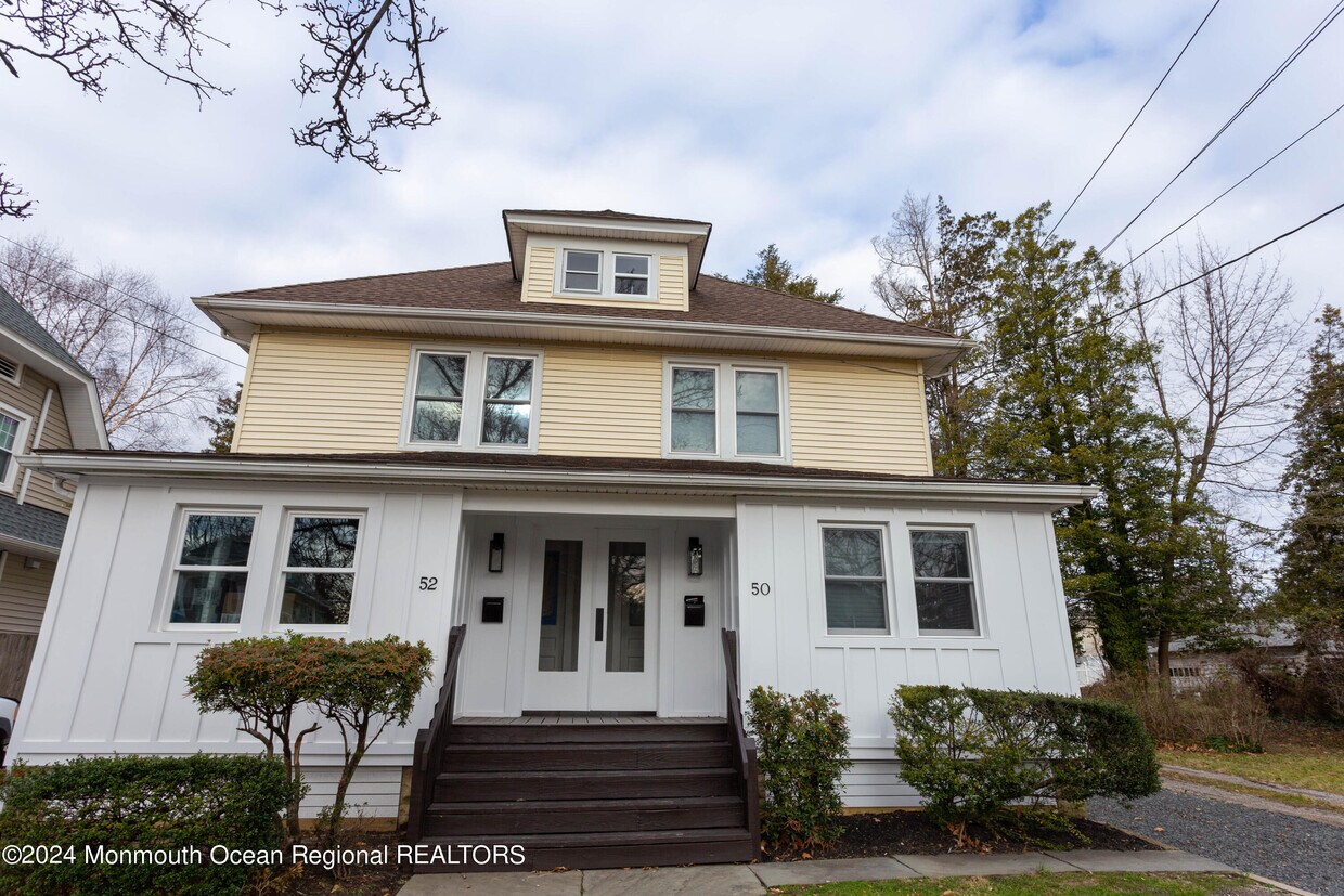 52 E Bergen Pl, Red Bank, NJ 07701 Room for Rent in Red Bank, NJ